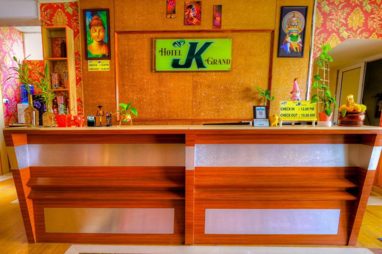 Hotel Jk Grand Jerkaud Kültér fotó