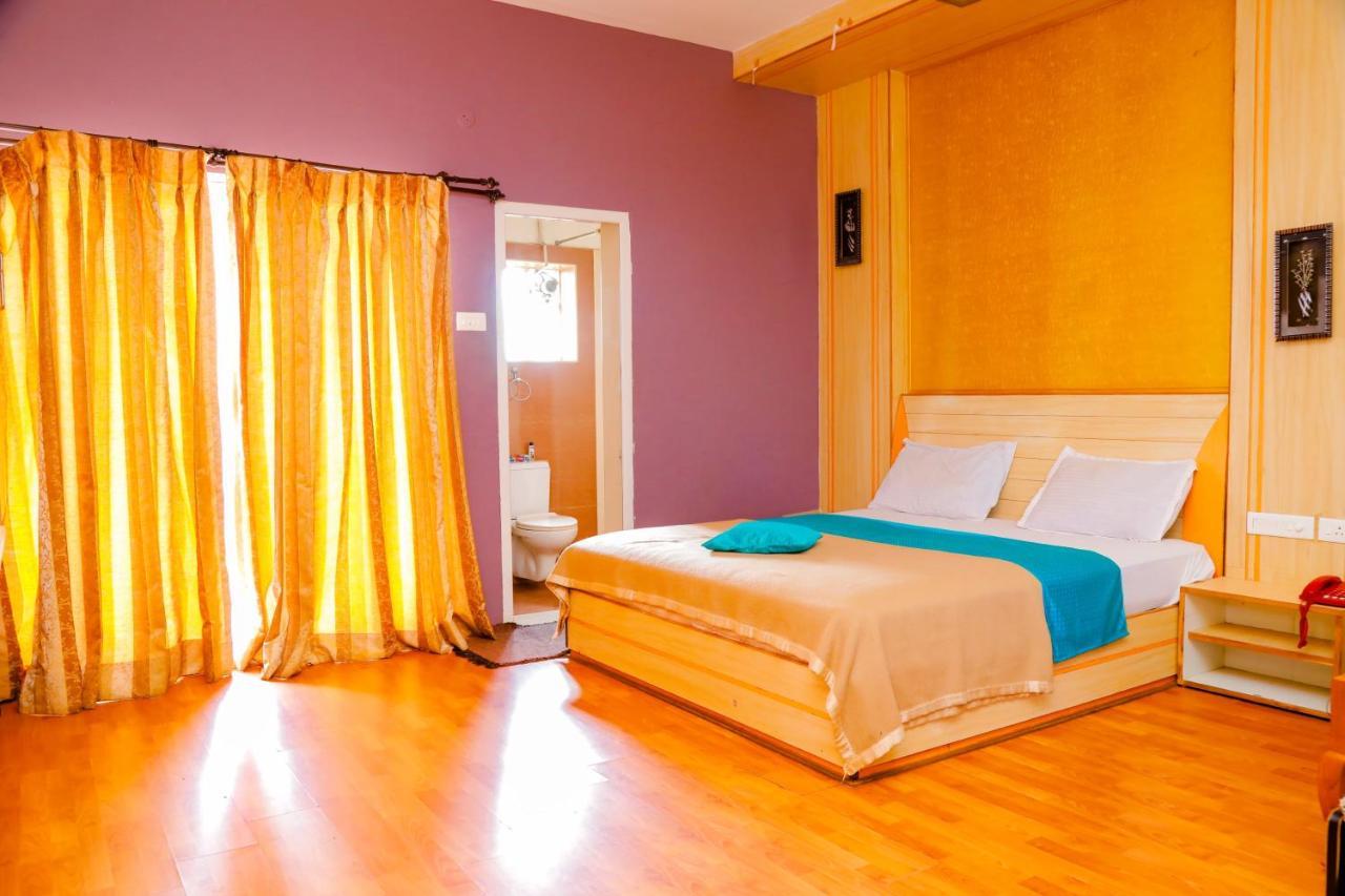 Hotel Jk Grand Jerkaud Kültér fotó