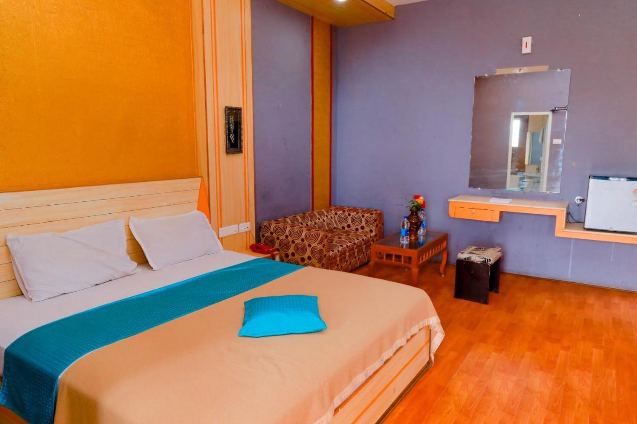 Hotel Jk Grand Jerkaud Kültér fotó